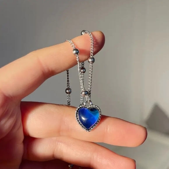 ☆Heart Shape Mood Necklace Temperature Sensitive Color Changing Necklace☆ - Picture 2 of 8